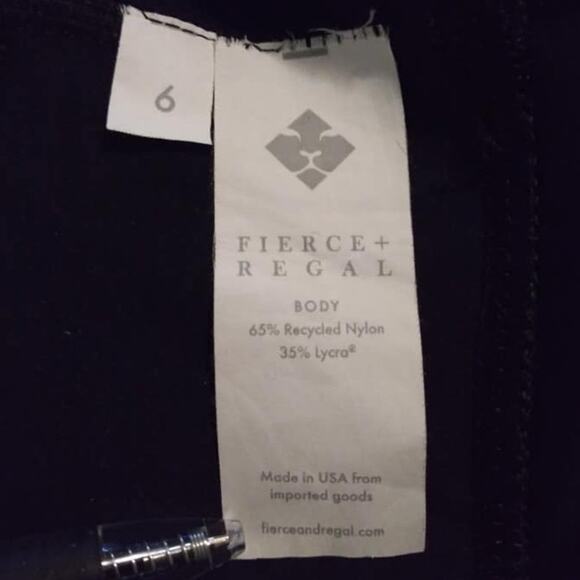 FIERCE + REGAL Black The Zippered Leggings SZ 6 - Picture 9 of 9